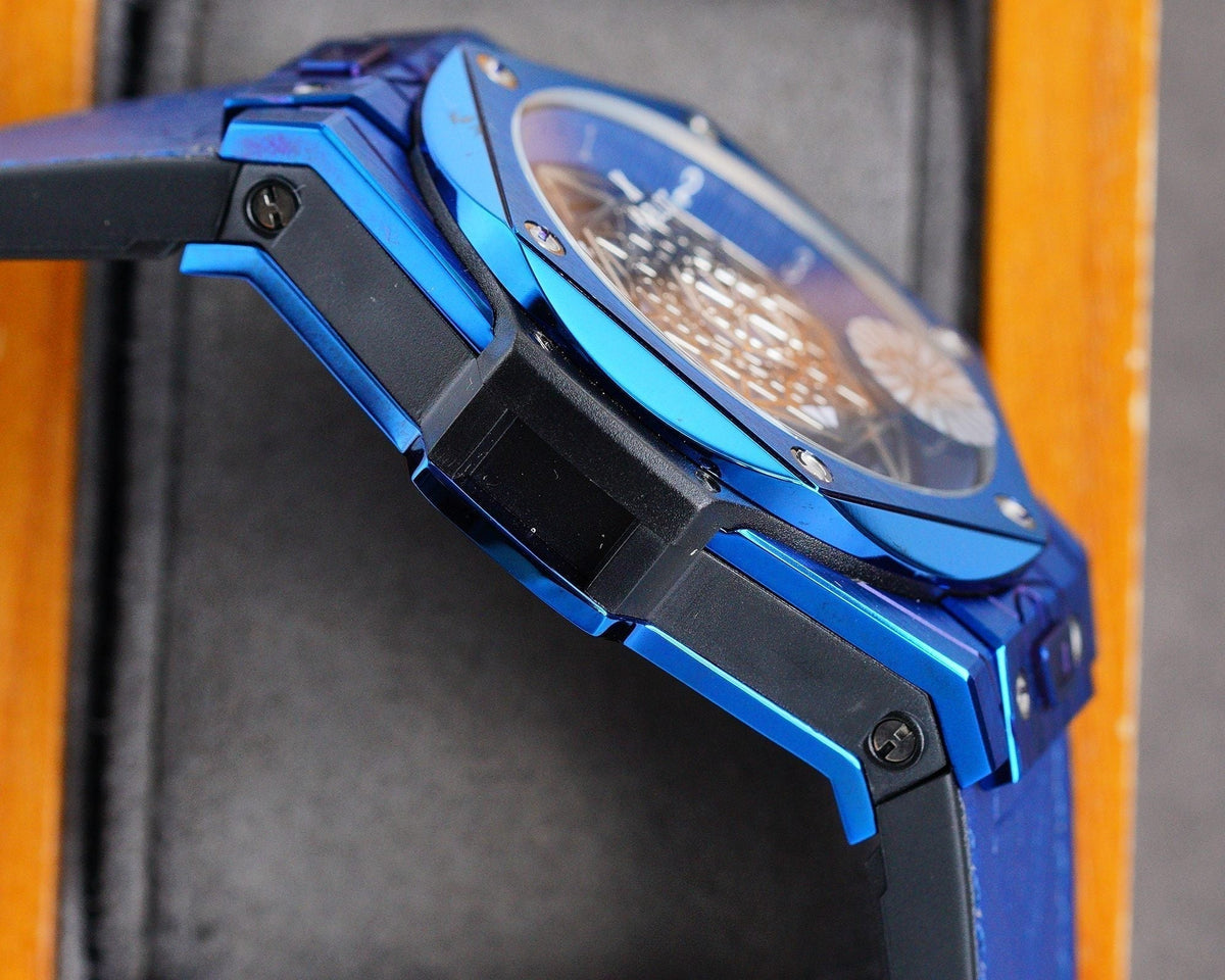 SANG BLEU 42MM BLUE CASE