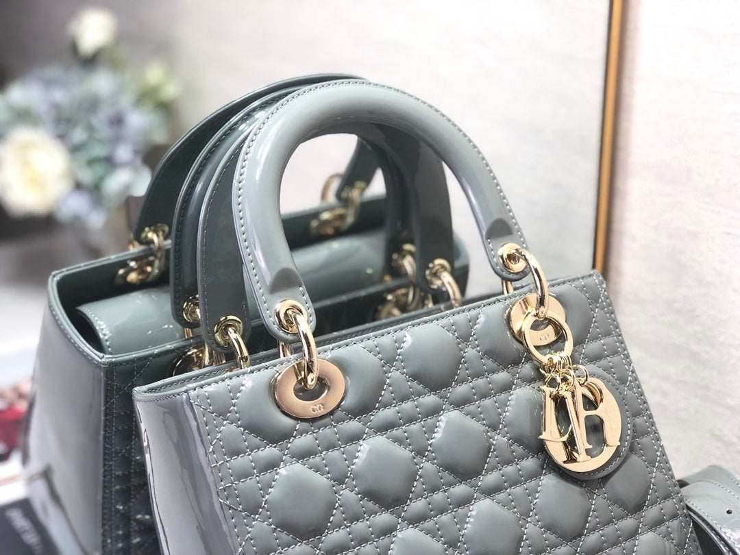 medium lady 24 grey patent calfskin