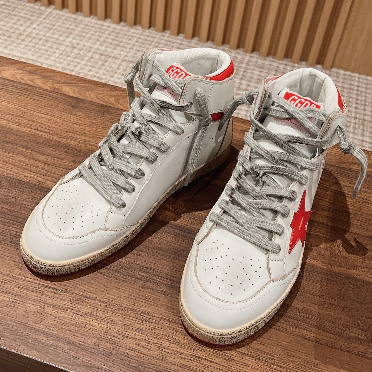 Golden Goose 2025 High-Top Sneaker White Red Cowhide 170578