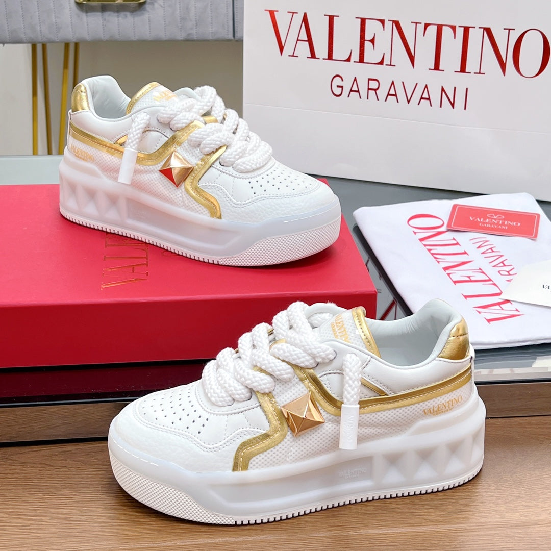 VT 2025 Garavani Sneakers White Gold Cowhide Fabric 546990