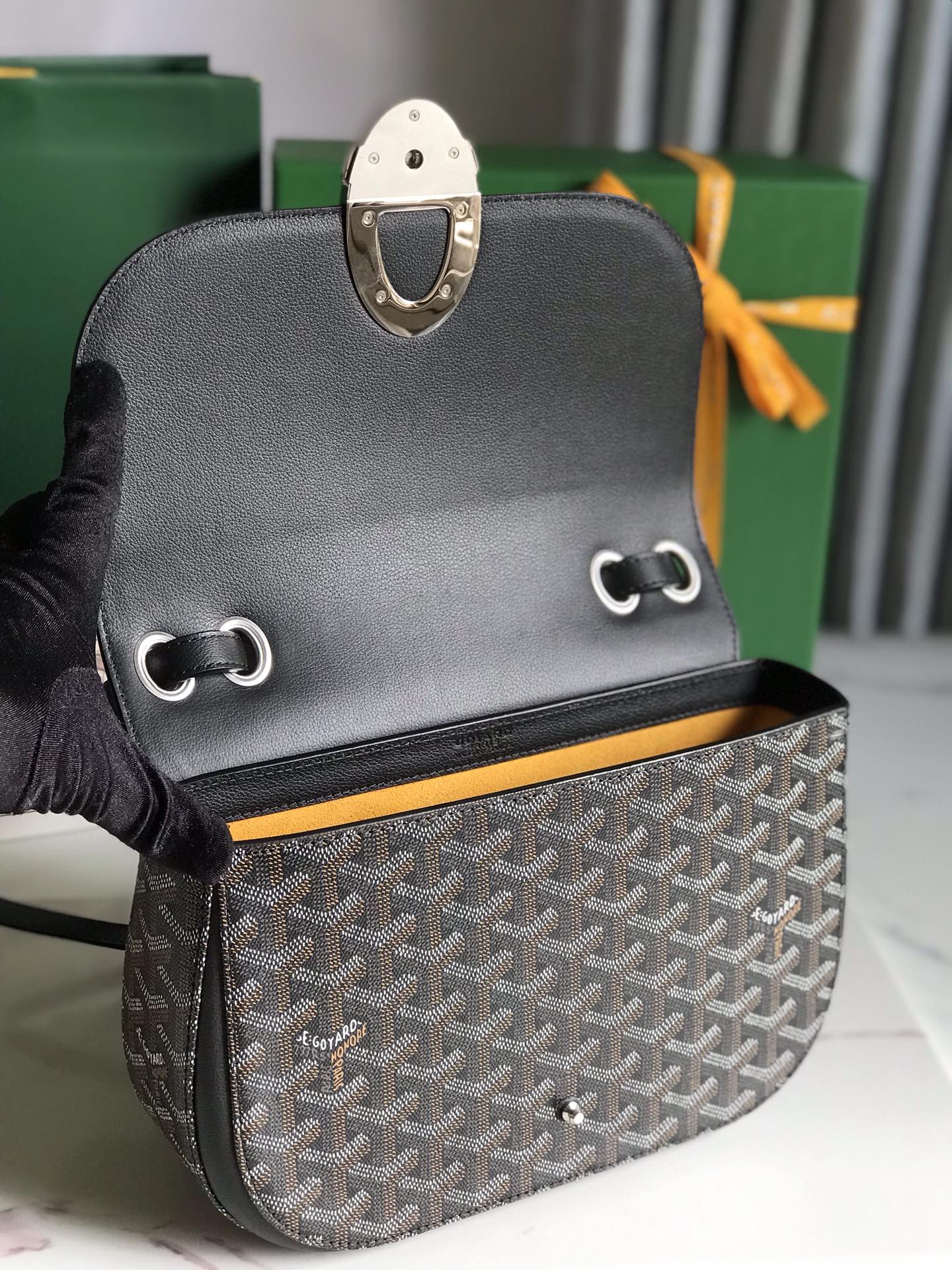 233 BAG 25 IN BLACK CALFSKIN AND GOYARDINE CANVAS