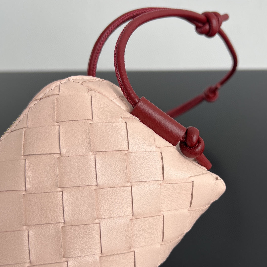 BV Concert Pouch 18.5cm Nude Red Lambskin