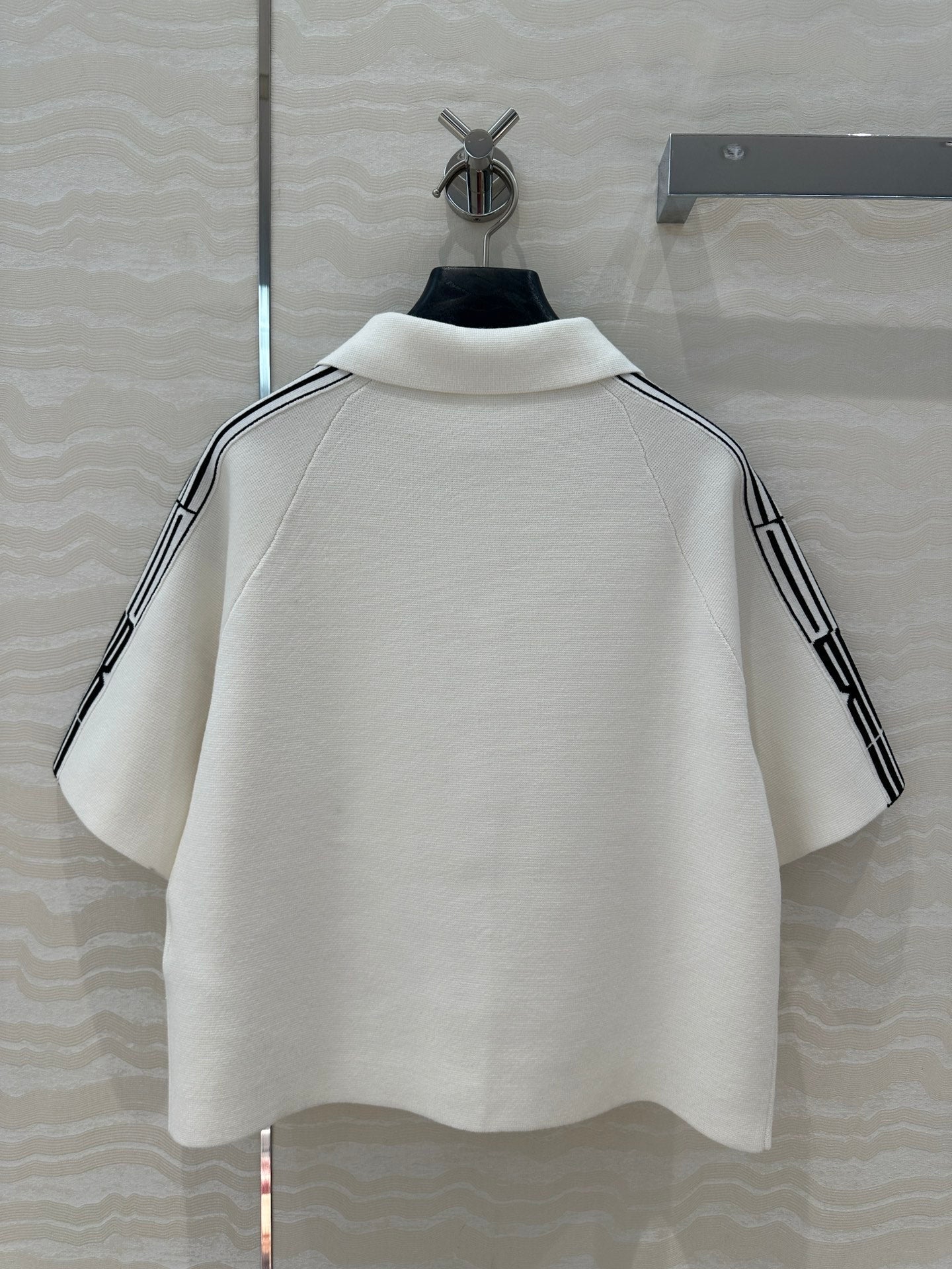 CD Short-Sleeved Cardigan Jacket White Viscose Polyamide