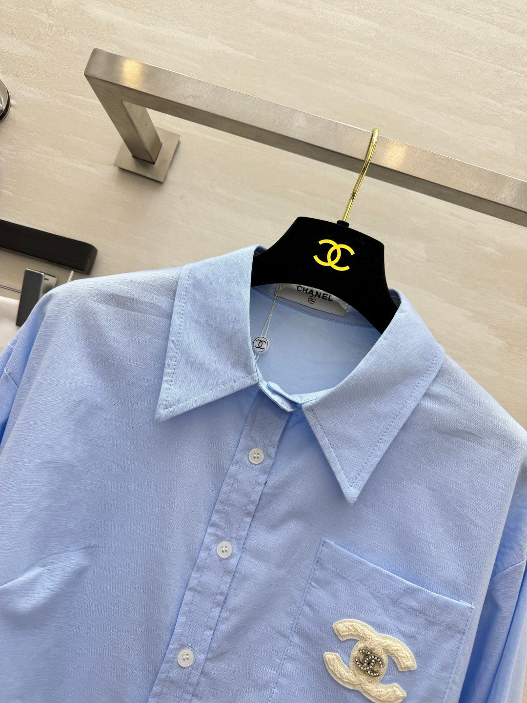 Chanel 2026 Shirt Three-Color Cotton 422142