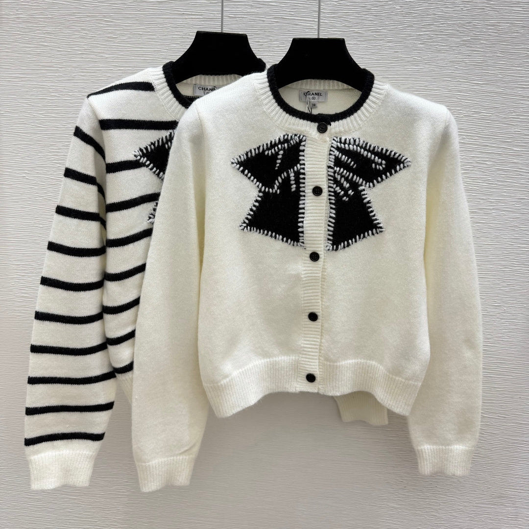Chanel 2026 Crew-neck Cardigan With Bow Wool 244596