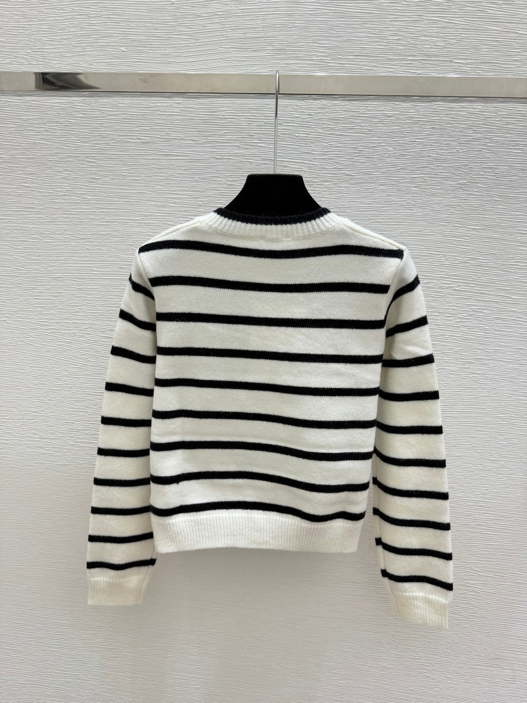 Chanel 2026 Crew-neck Cardigan With Bow Wool 244596