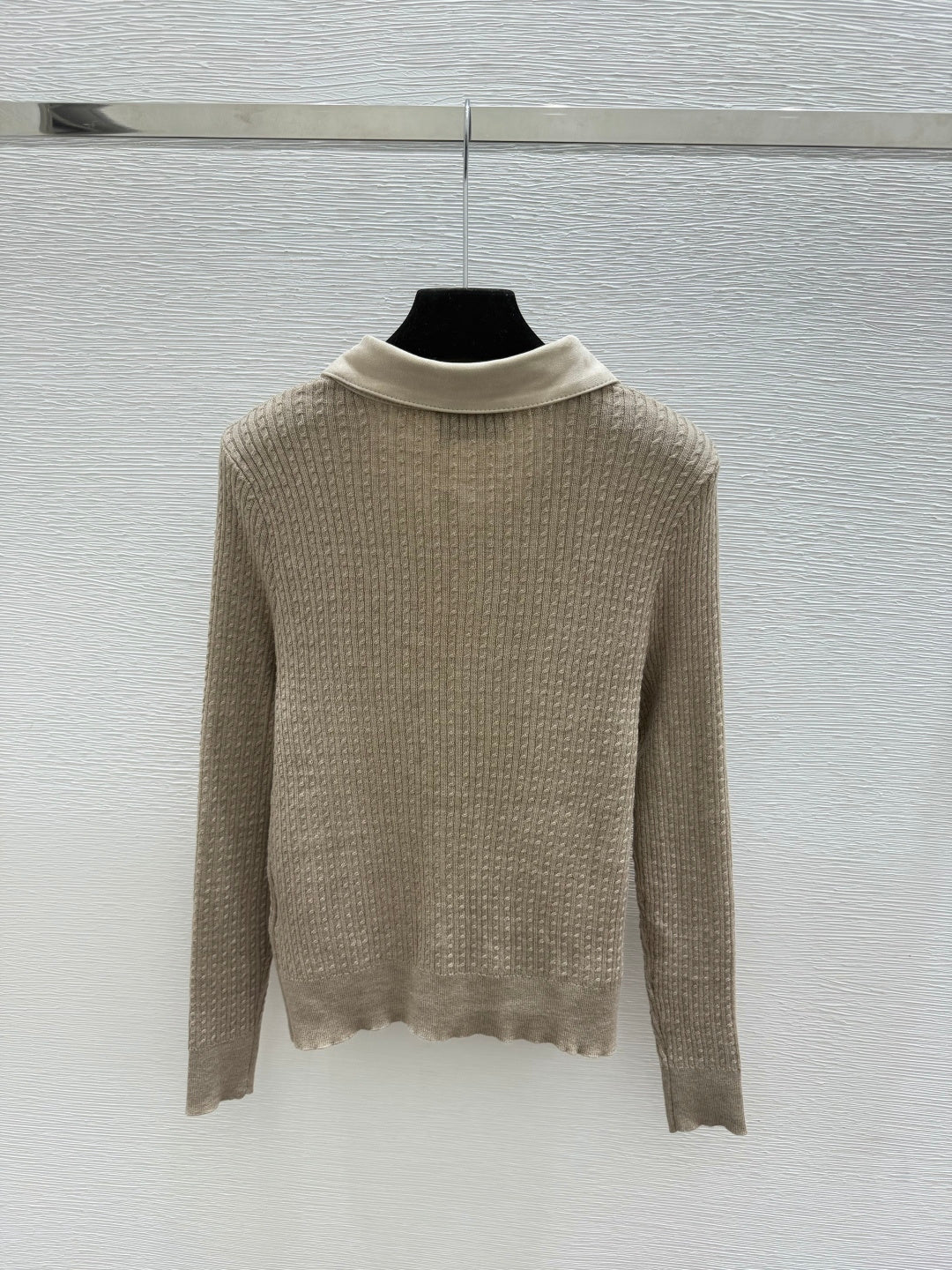 Chanel 2026 Collared Knitted Long-Sleeve Cardigan Wool 244672