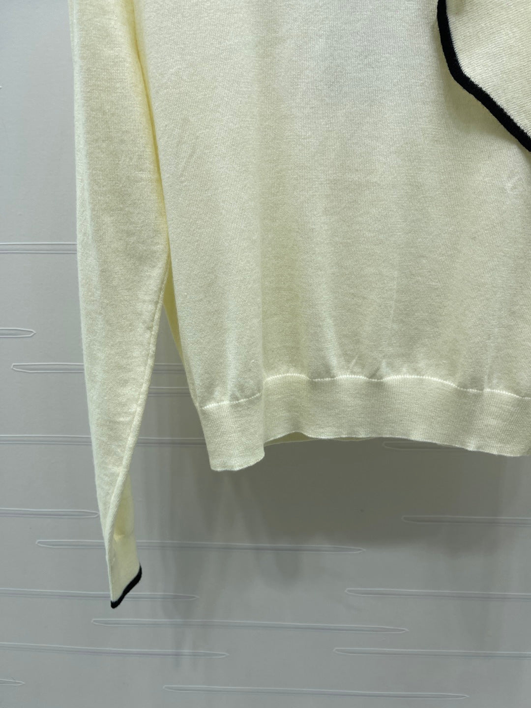 Chanel 2026 Knit Long-sleeved Top Wool 299599