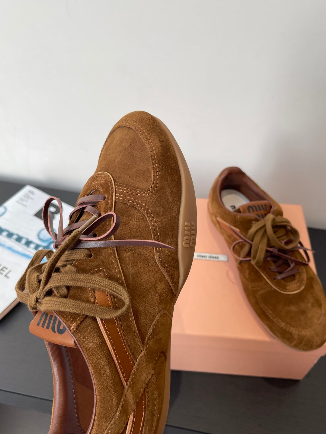 MiuMiu 25 sneaker brown suede  521965