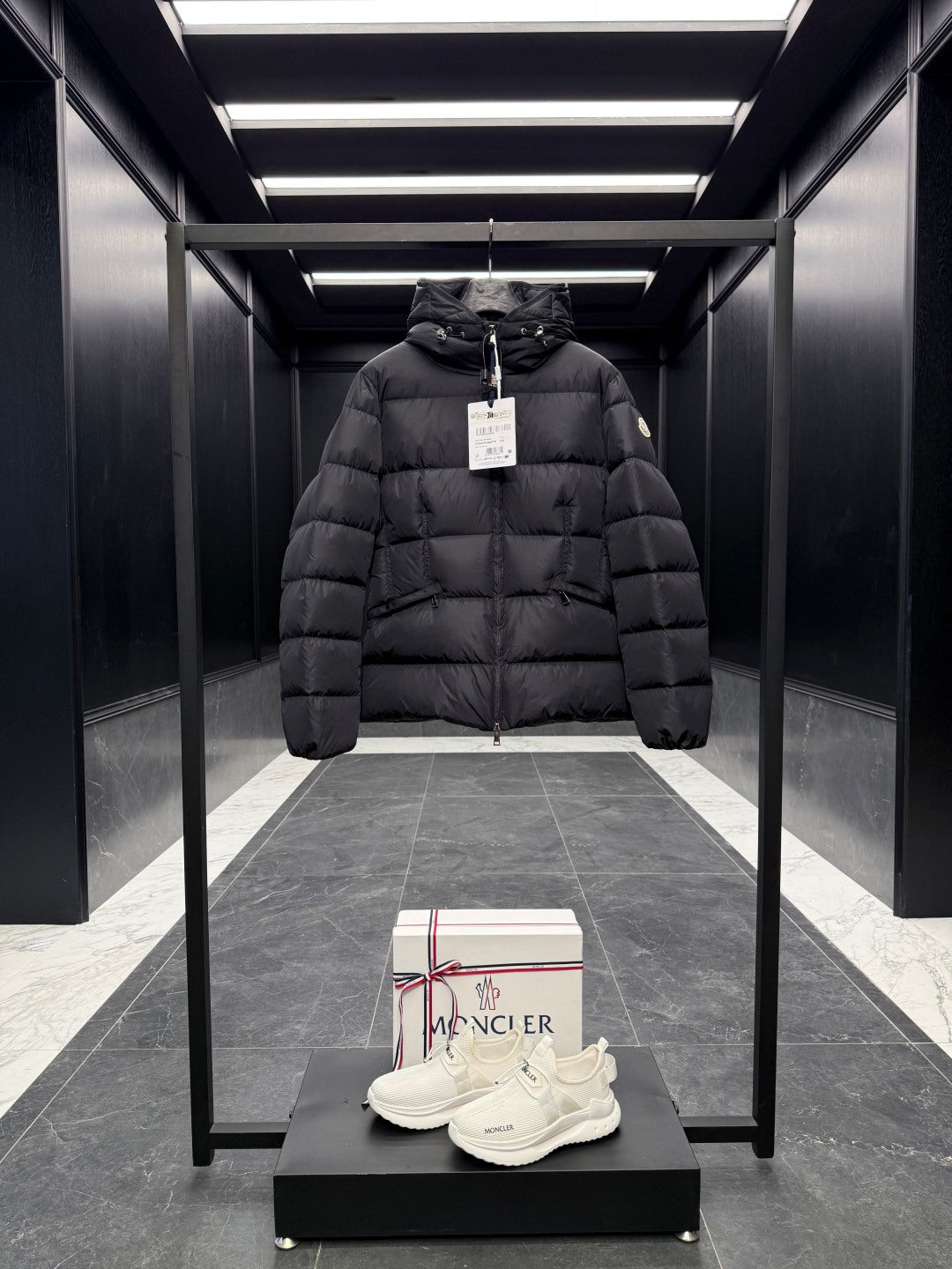 MC 25 Down Jacket Black Polyester 0021