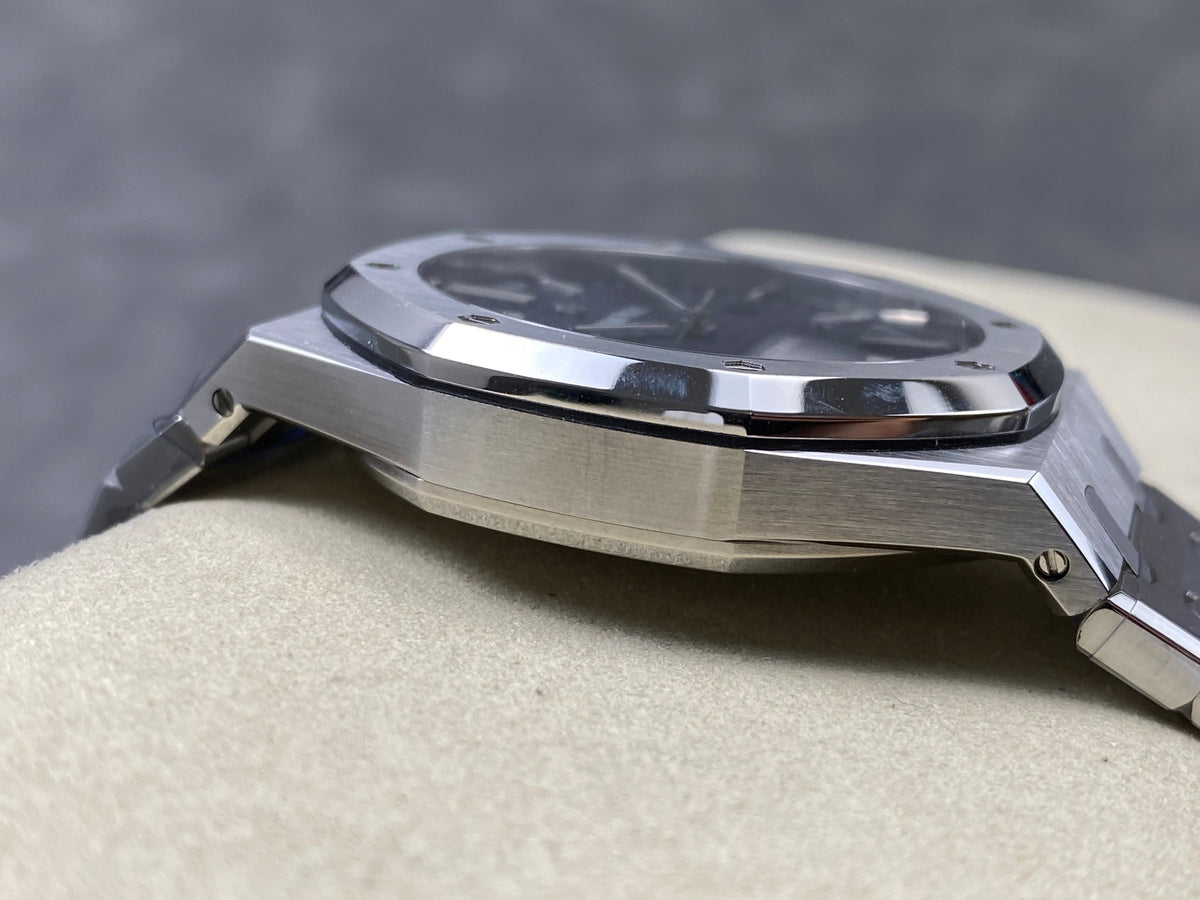 Audemars Piguet Royal Oak Selfwinding 41mm 15400OR Blue Dial