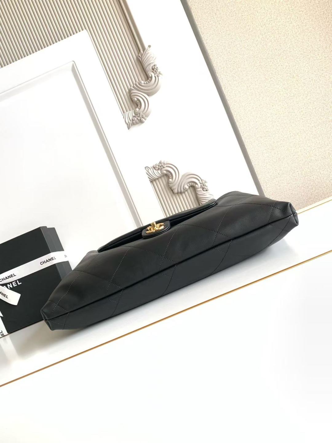 CC 2025 Bag 43cm Black Gold Calfskin 300854