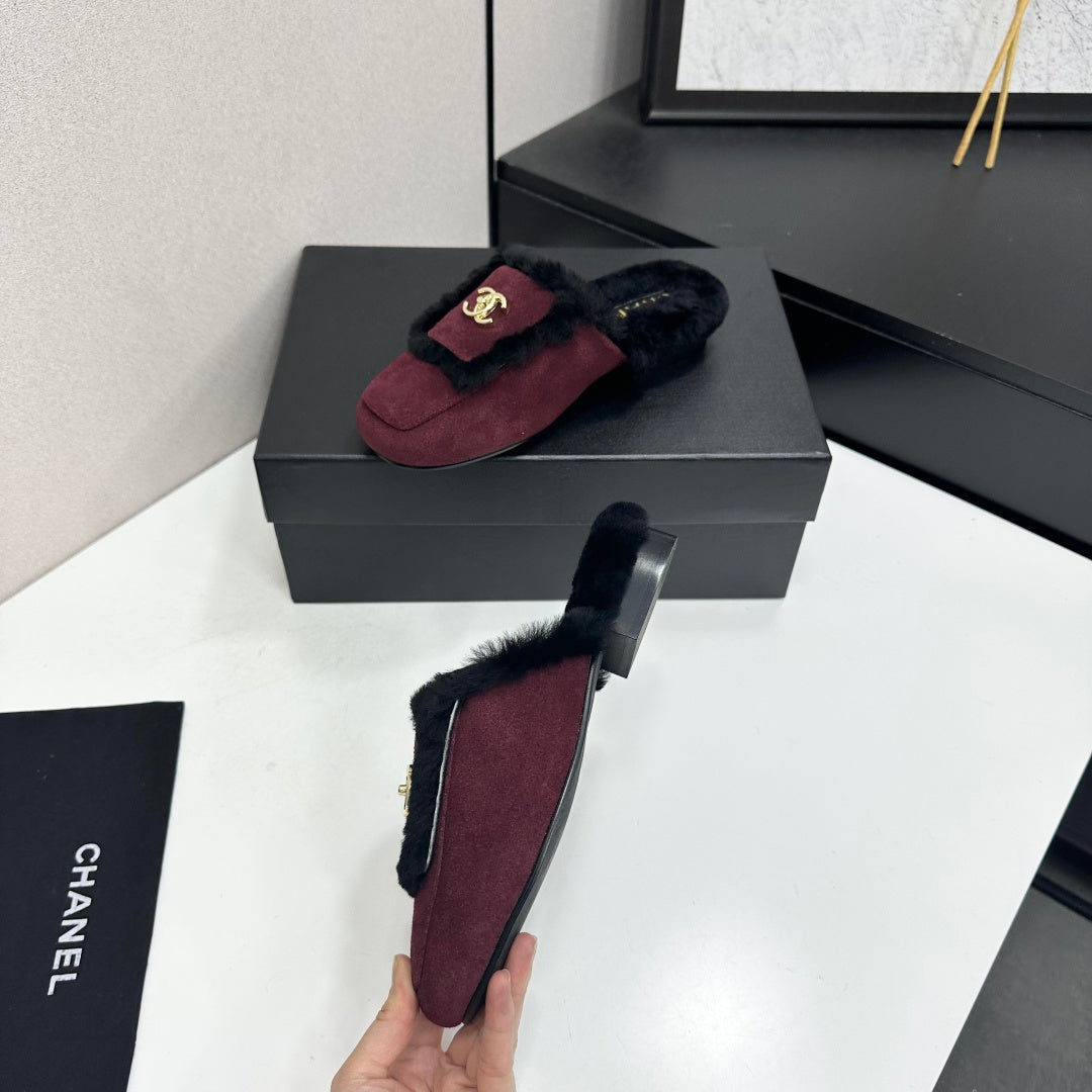 Chanel 2026 Double C Mule Suede Cowhide 985898