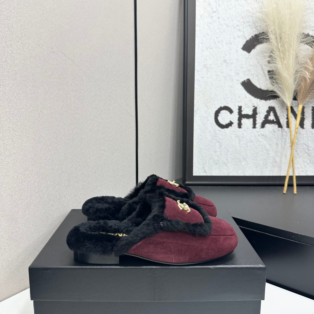 Chanel 2026 Double C Mule Suede Cowhide 985898