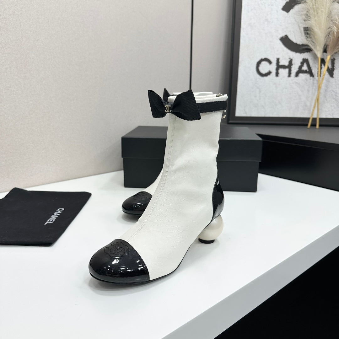 Chanel 2026 Pearl Heel Ankle Boots 50mm Suede Leather 985804