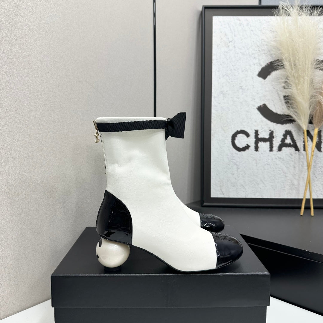 Chanel 2026 Pearl Heel Ankle Boots 50mm Suede Leather 985804