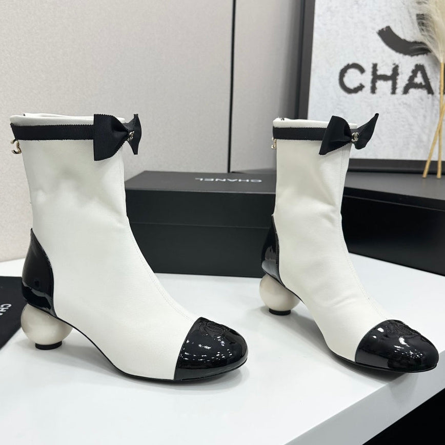 Chanel 2026 Pearl Heel Ankle Boots 50mm Suede Leather 985804