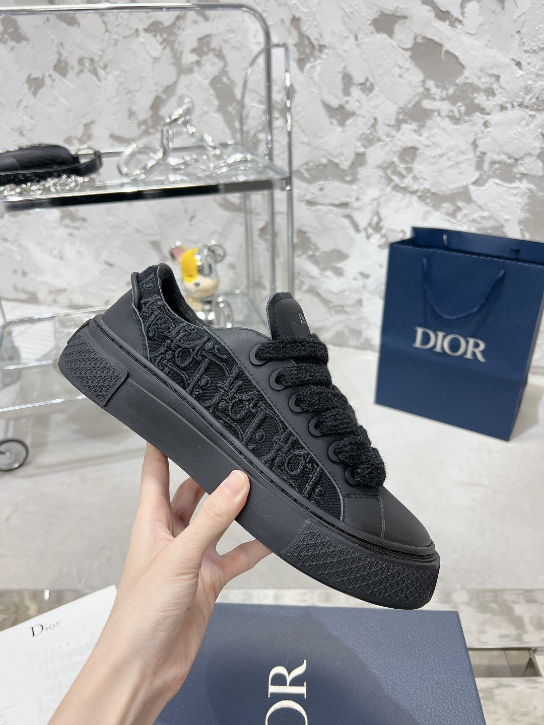 CD B33 Sneaker 30mm In Black Calfskin 100668
