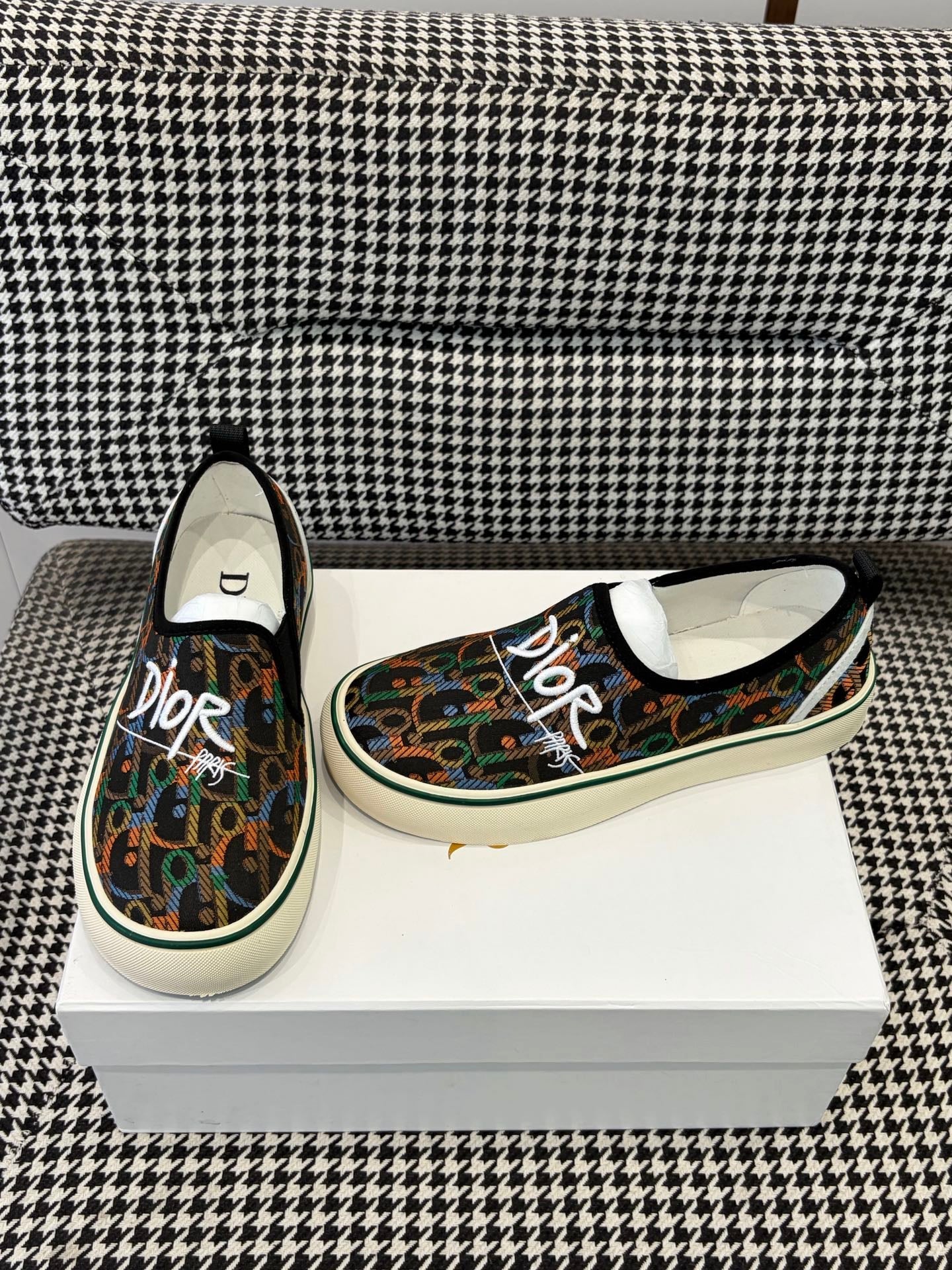 Dior 2026 Slip-on Sneaker Fabric Leather 910944