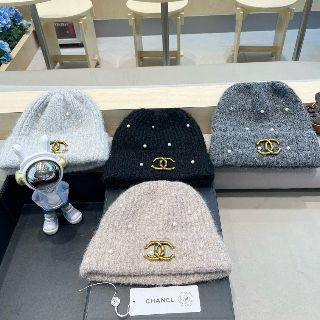 BEANIE HAT IN SHARK GRAY WOOL 430083