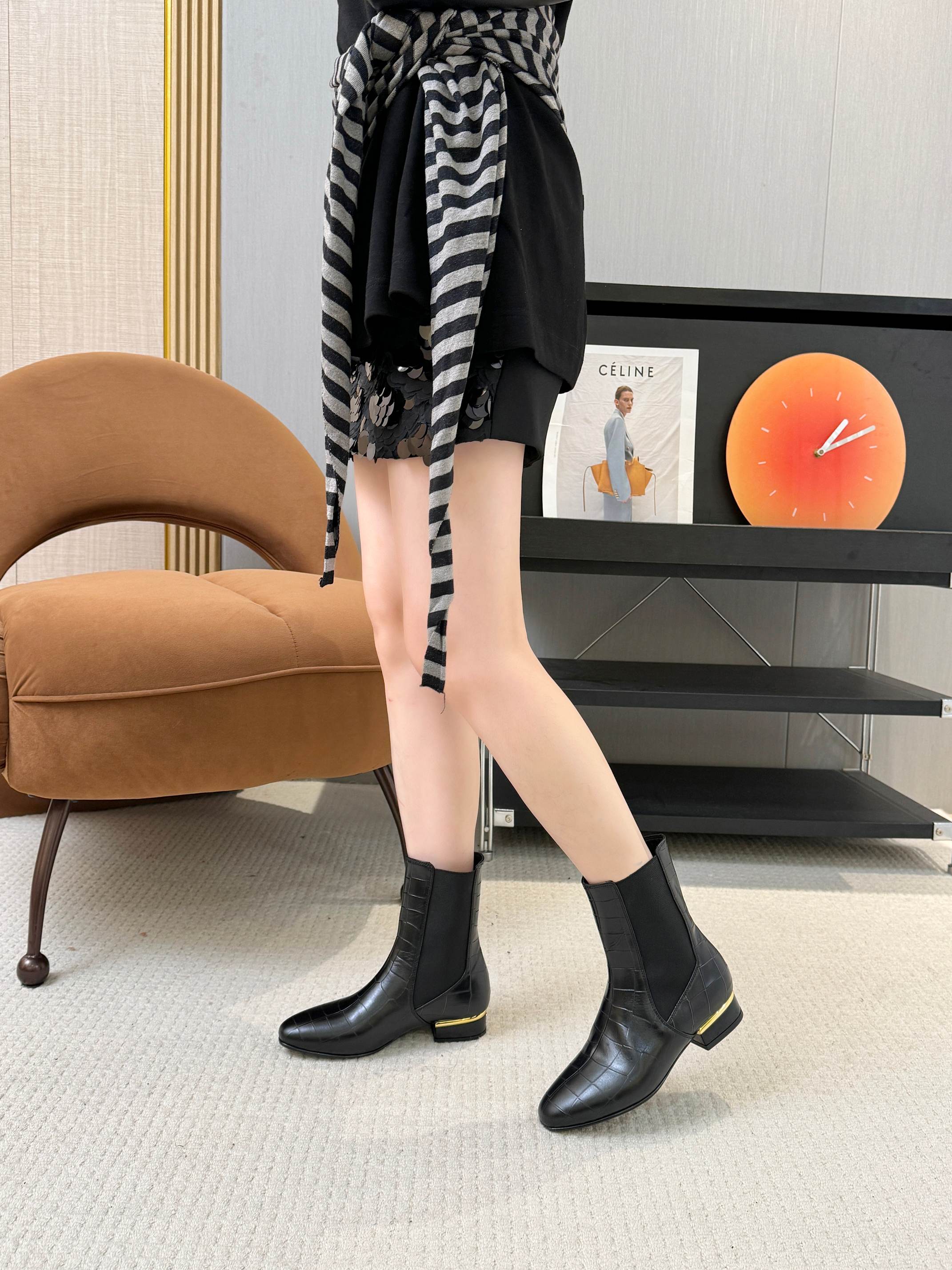 Chanel 2026 Crocodile Embossed Boots Black Leather 985727