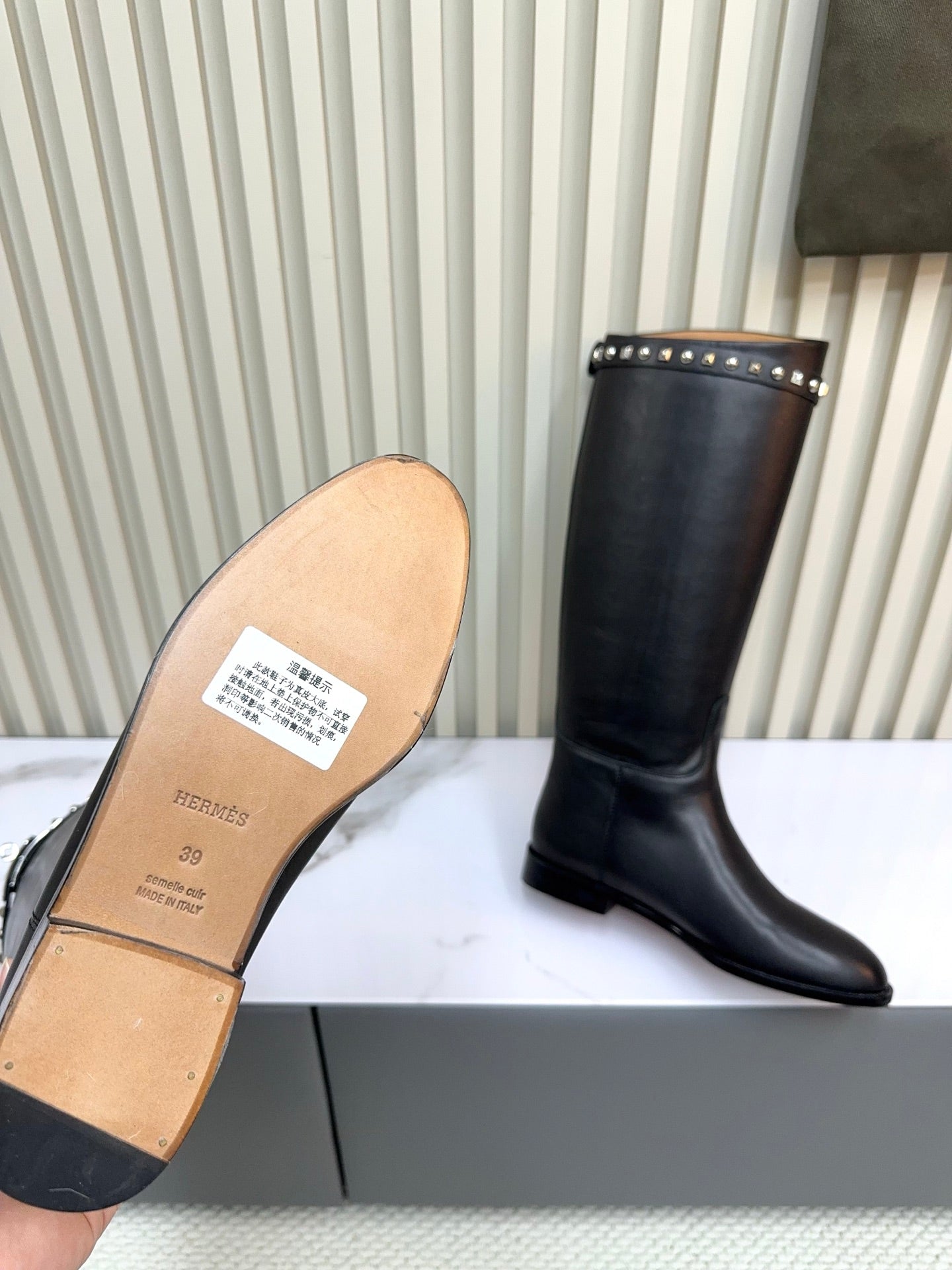 HM 25ss Kelly Buckle Riding Boots Black Cowhide 576121