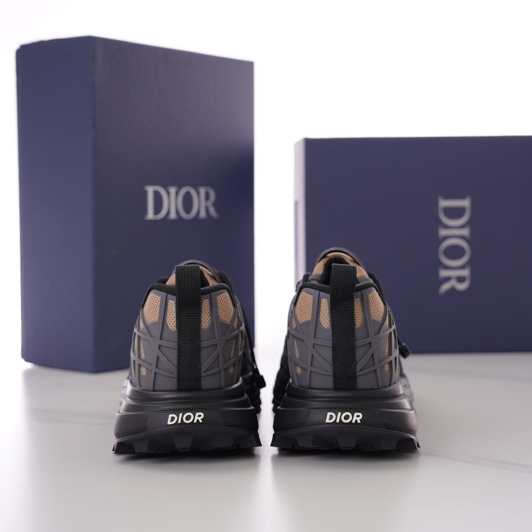 CD B31 SNEAKER BLACK AND BROWN MESH FABRIC