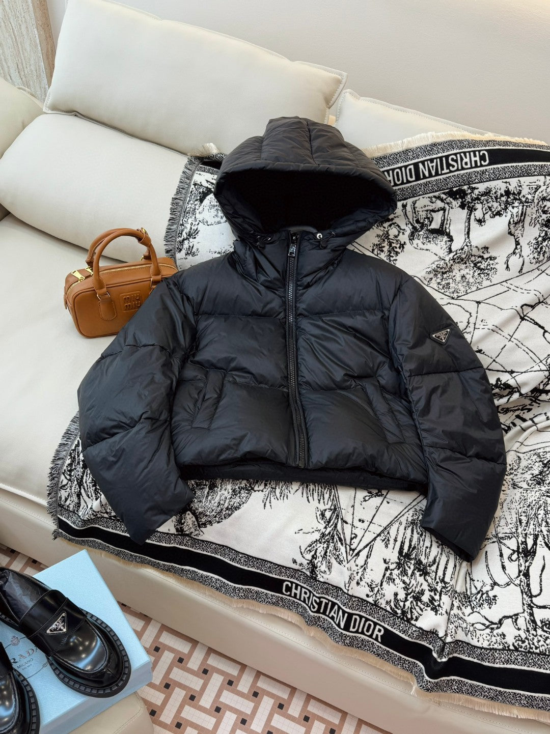 Prada 25 Short Jacket Black Down Polyester 317484