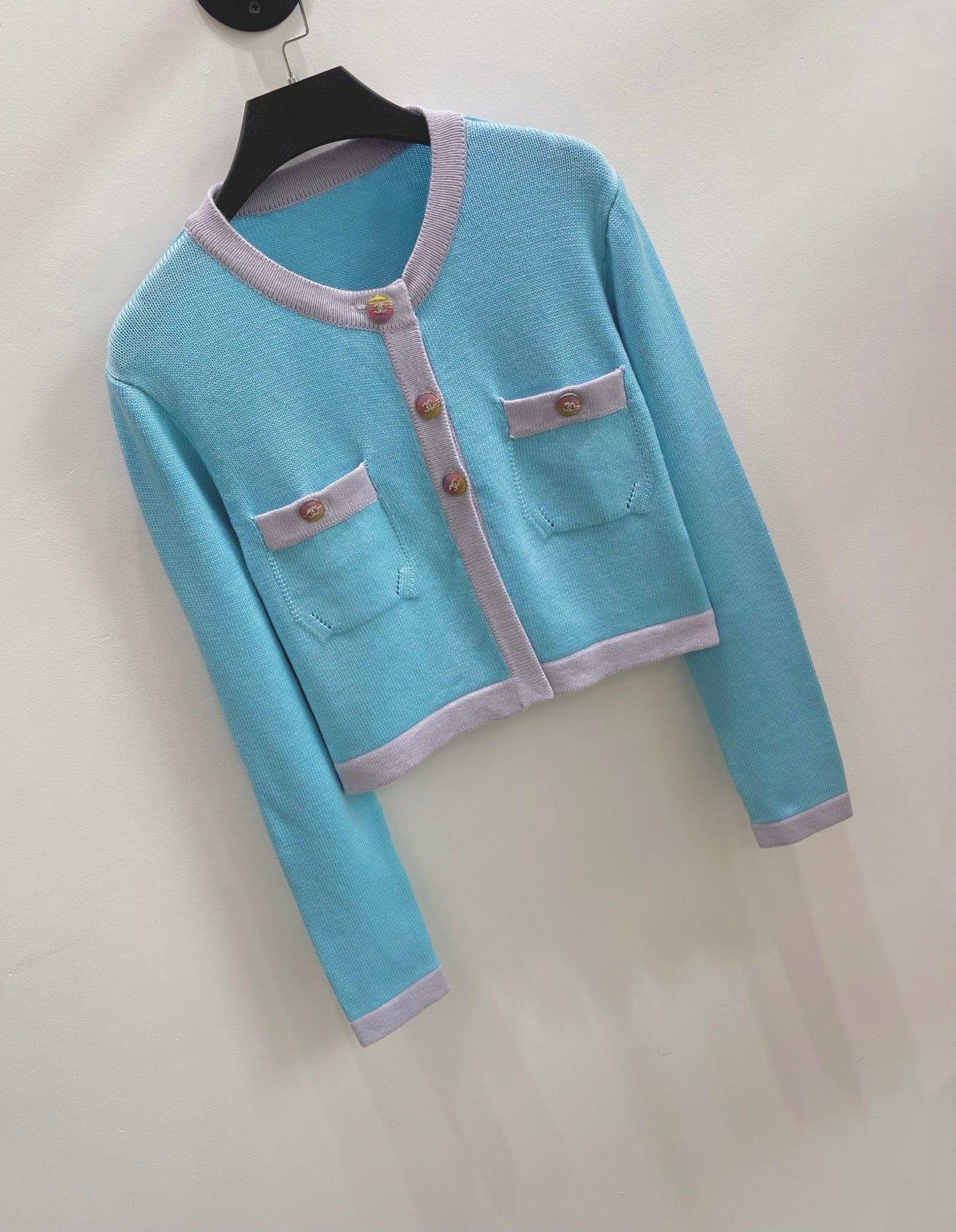 Chanel 2026 Long-sleeved Knit Cardigan Blue Wool 423121
