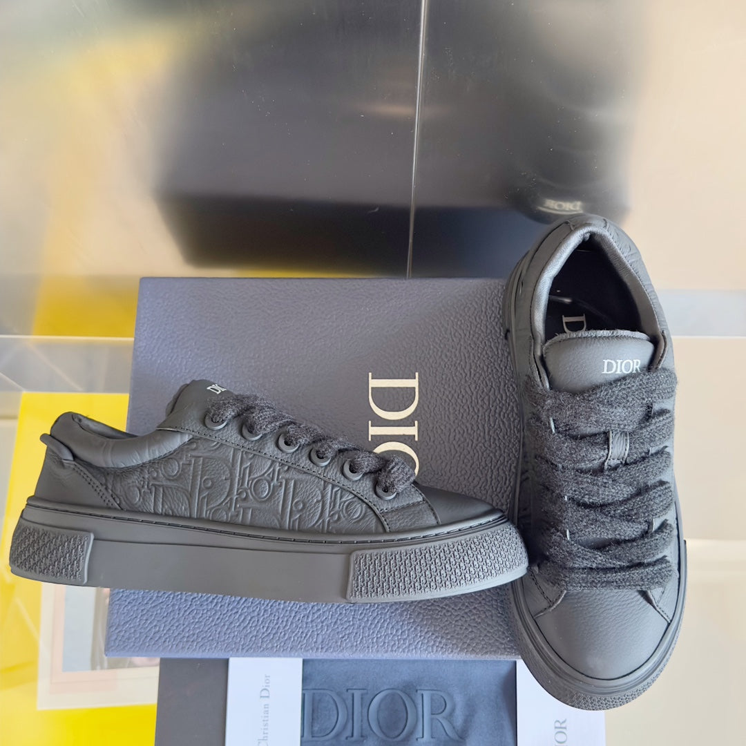 CD B33 Sneaker 40mm Black Monogram Cowhide