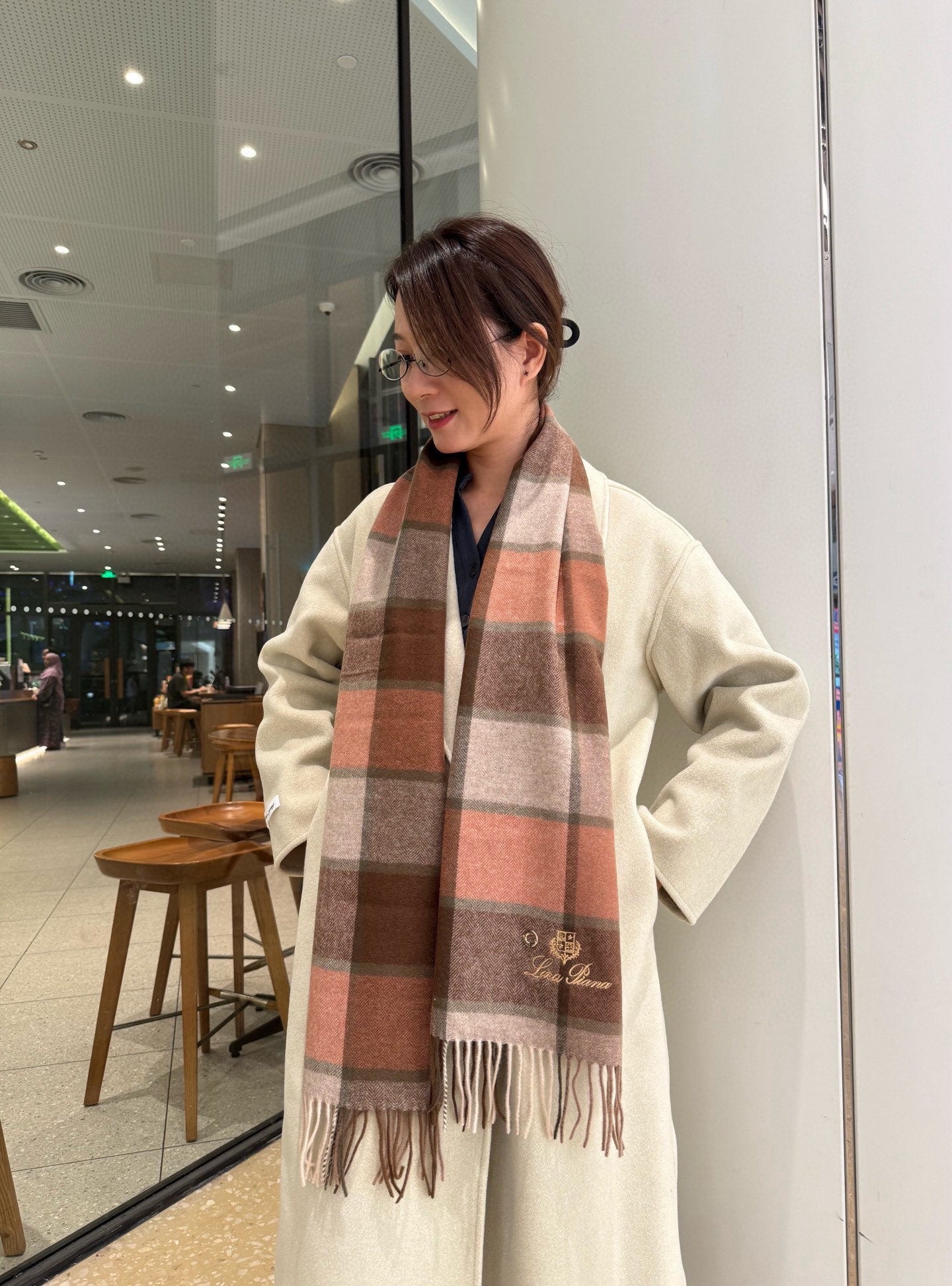 BBR Classic Embroidered Scarf 185CM Rose Brown Cashmere 292817