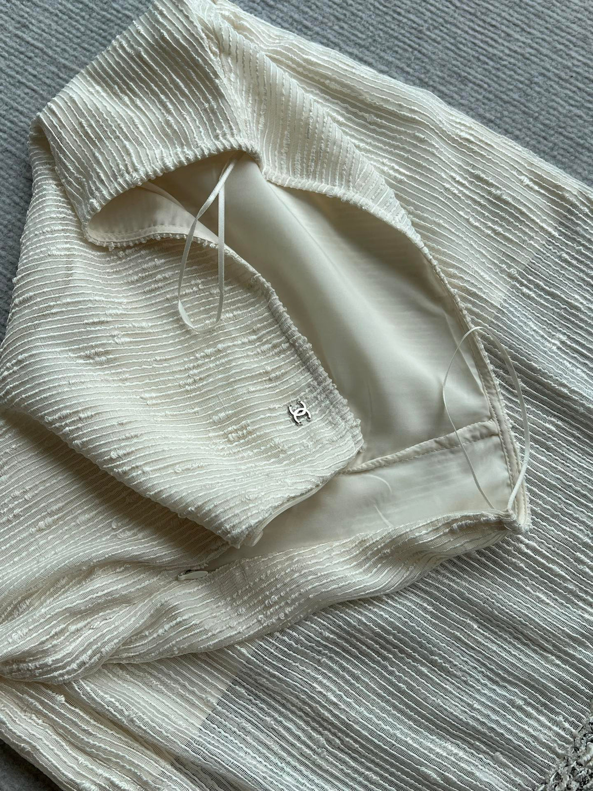 Chanel 2026 Off-White Jacket And Skirt Set Fabric