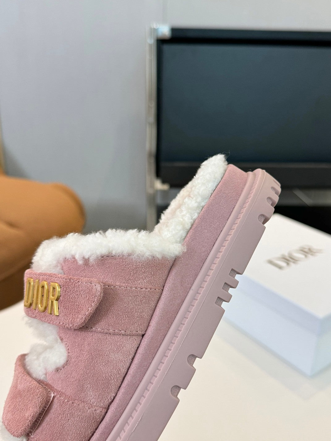 CD Dioract Slide Pink Suede And Fleece Lining