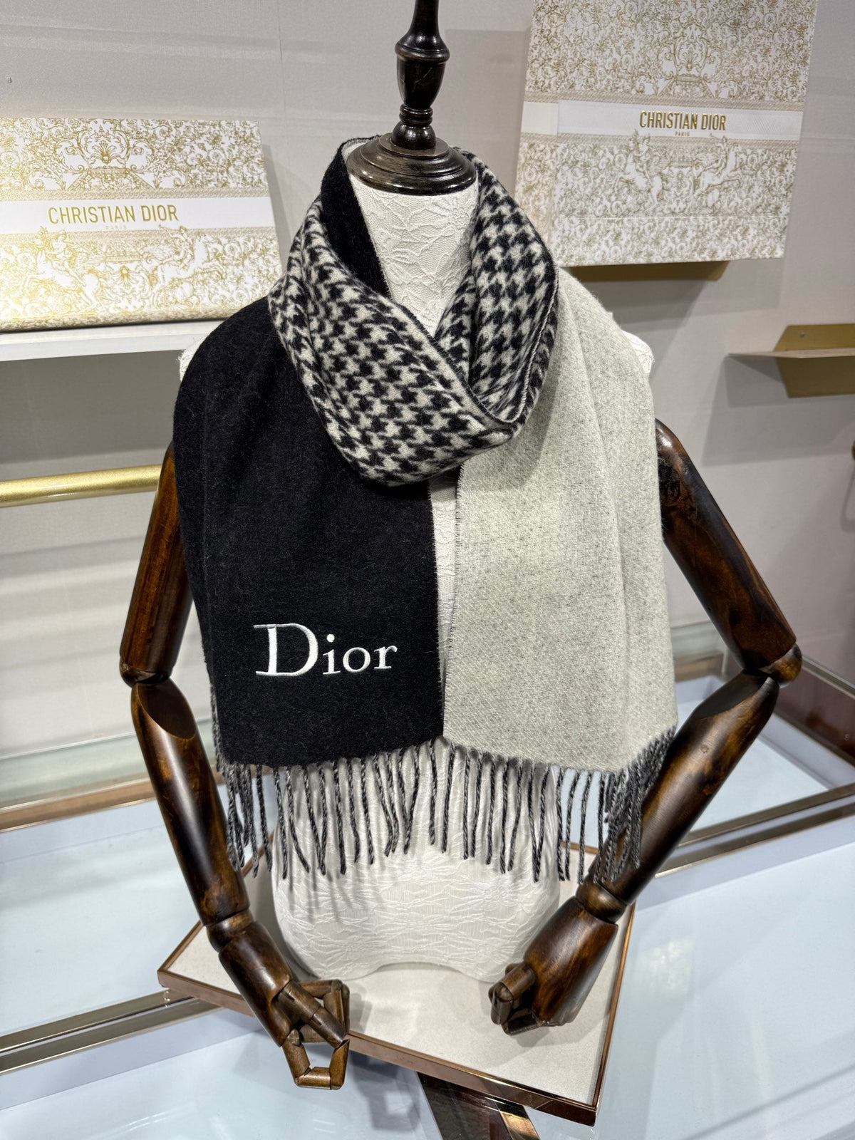 Dior 2026 Scarf 180cm Black Wool 217190