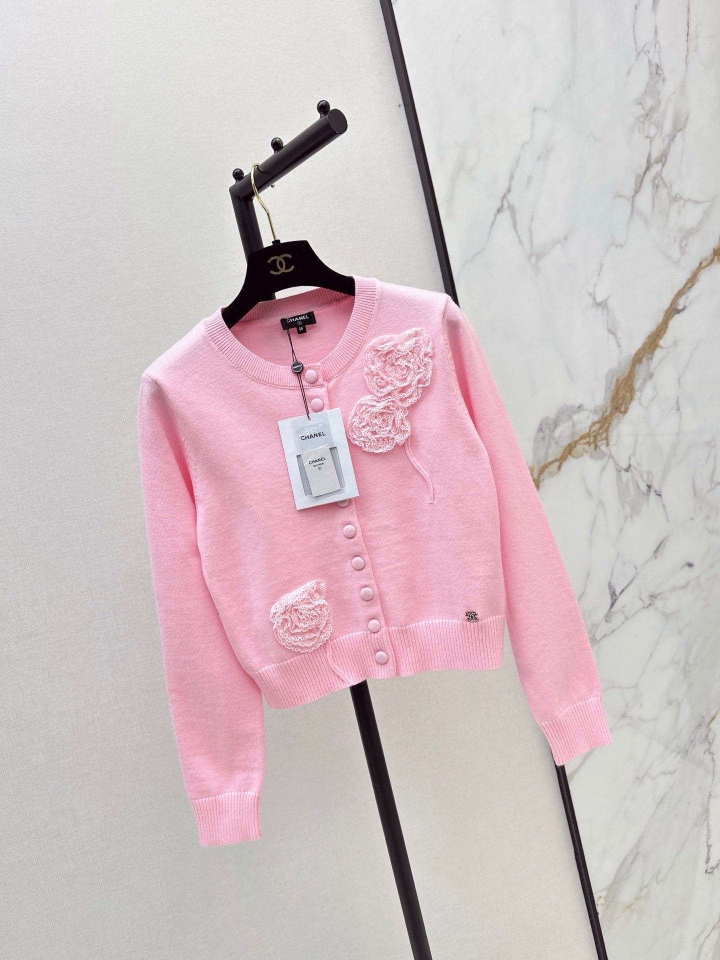 Chanel 2026 3D Floral Decorated Long-Sleeve Knit Cardigan Wool 782200