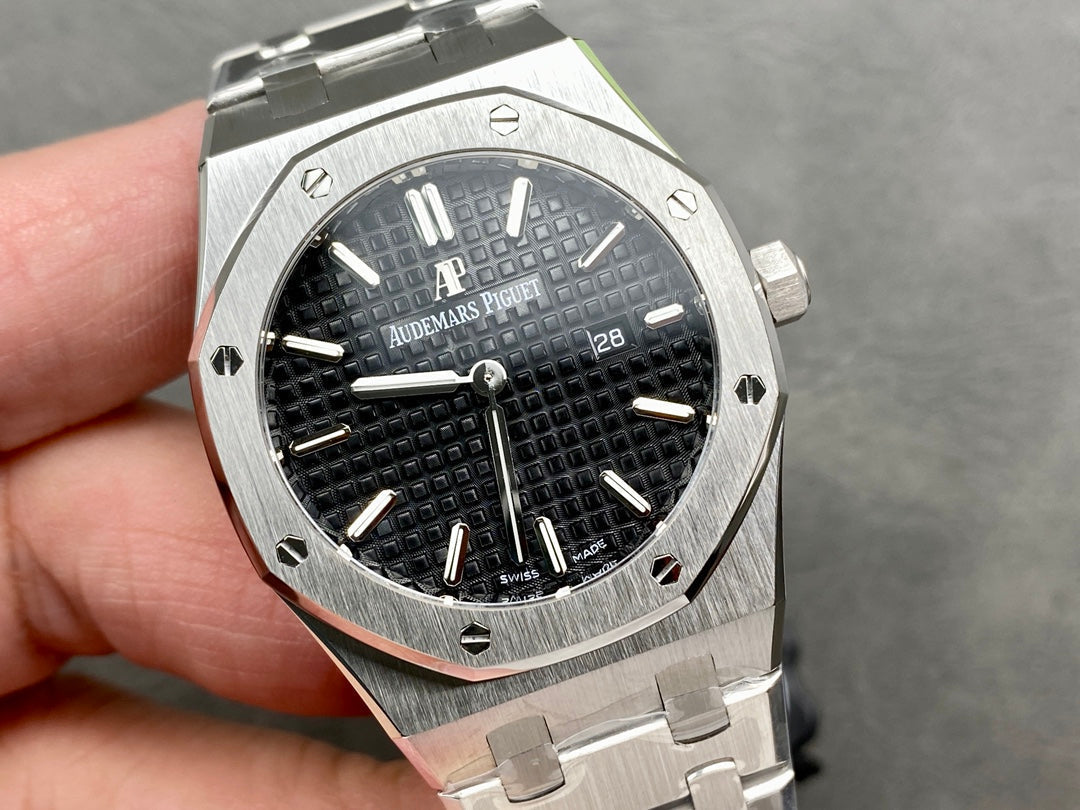 Audemars Piguet Royal Oak Lady 33mm Steel Case Black Dial