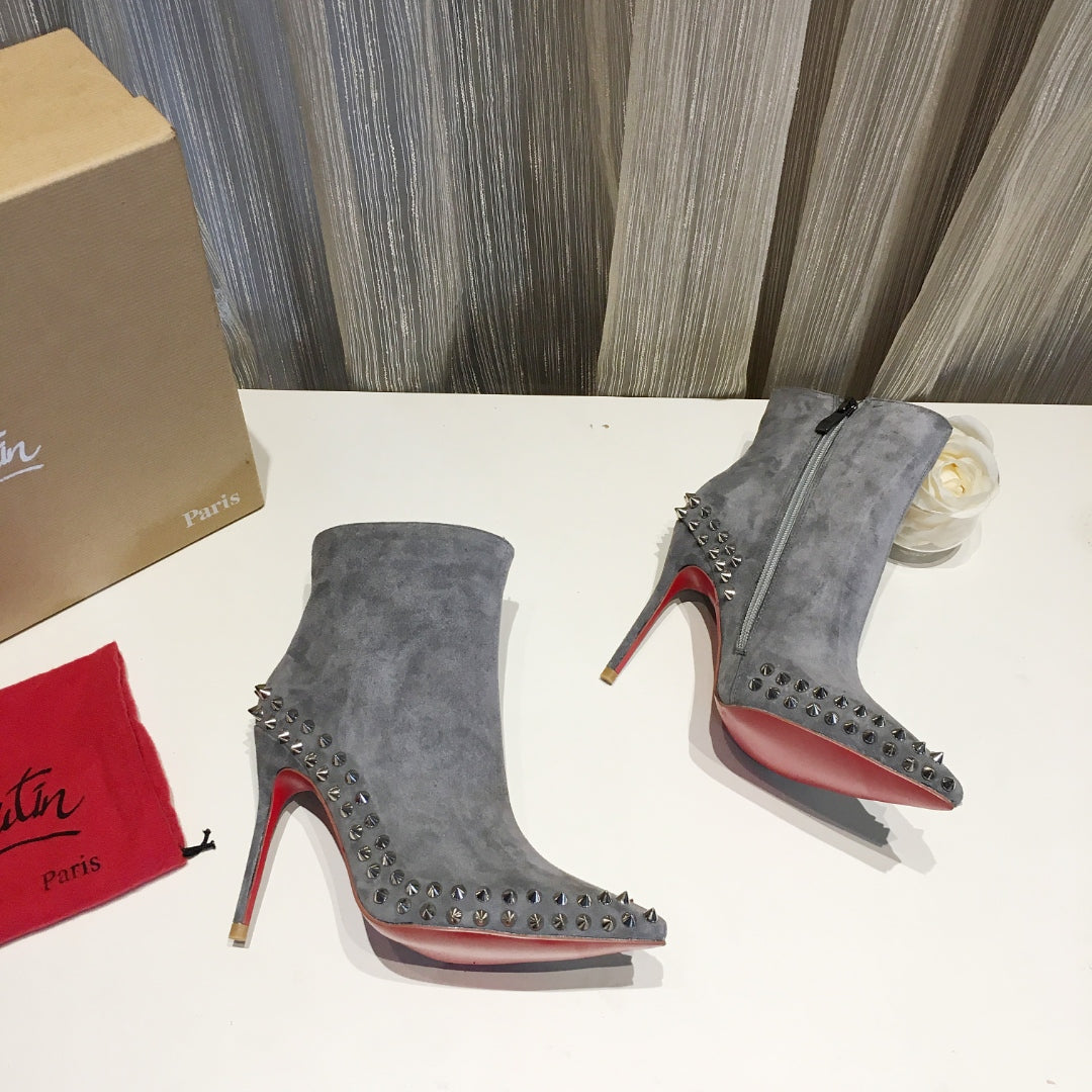 CL Willetta Ankle Boots 100mm Suede with Spikes Gray